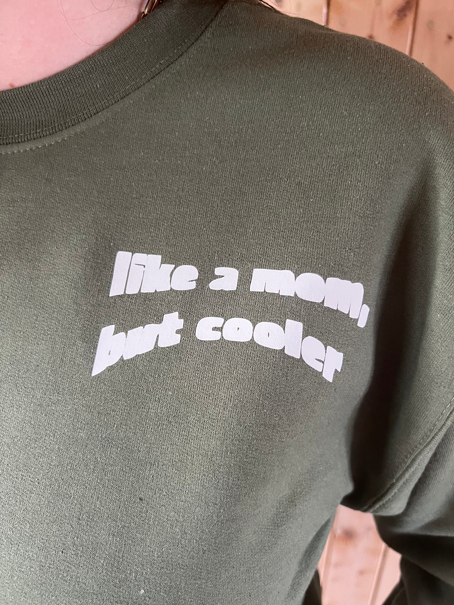 SWEATER IN MY AUNTIE ERA